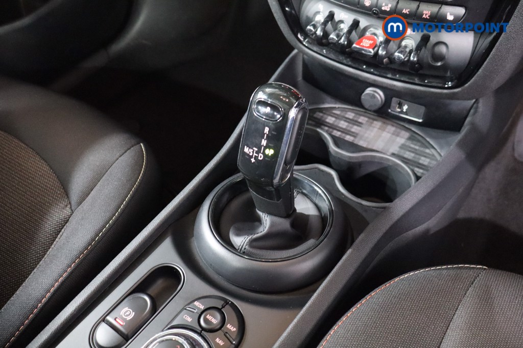 Mini Clubman Cooper Classic Automatic Petrol Estate - Stock Number (1626328) - 22nd supplementary image