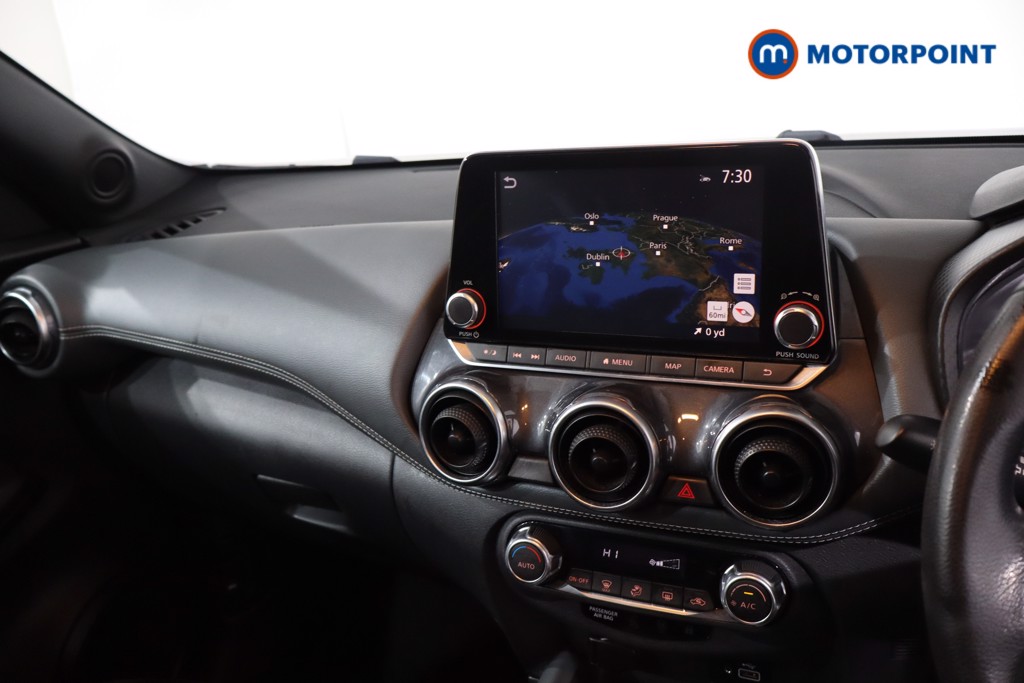 Nissan Juke N-Connecta Manual Petrol SUV - Stock Number (1626391) - 17th supplementary image