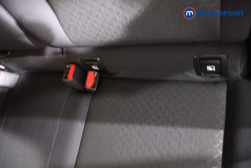 Nissan Juke N-Connecta Manual Petrol SUV - Stock Number (1626391) - 24th supplementary image