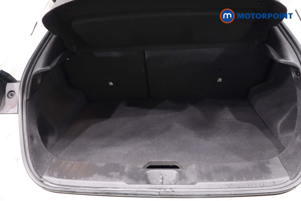 Nissan Juke N-Connecta Manual Petrol SUV - Stock Number (1626391) - 36th supplementary image