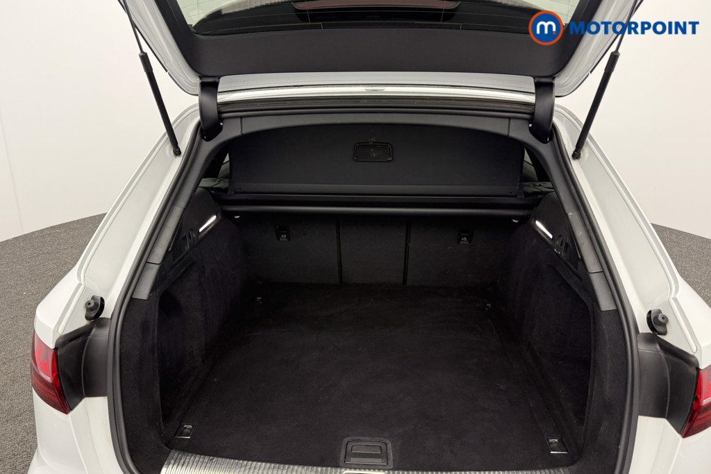 Audi A4 Black Edition Manual Petrol Estate - Stock Number (1626445) - 13th supplementary image