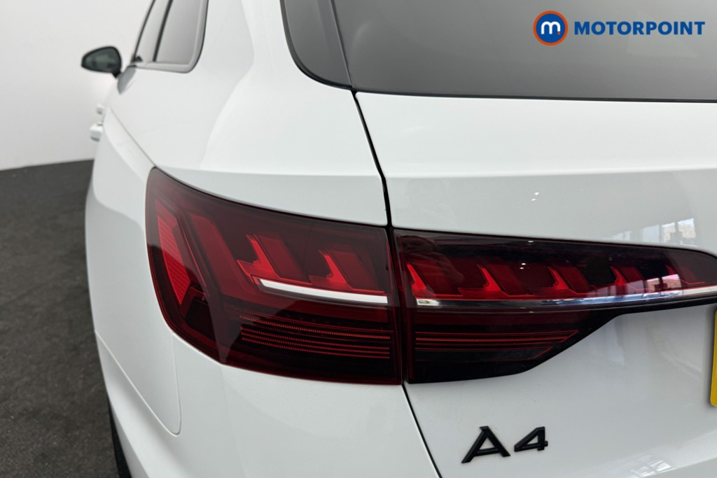 Audi A4 Black Edition Manual Petrol Estate - Stock Number (1626445) - 16th supplementary image