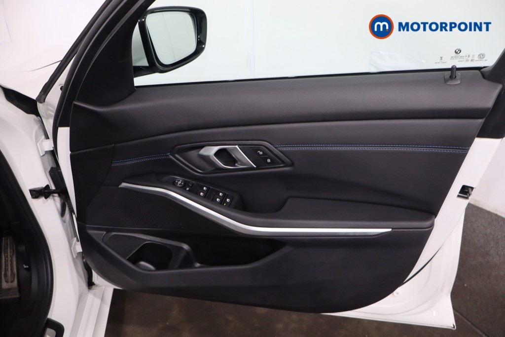 BMW 3 Series M Sport Automatic Petrol Saloon - Stock Number (1626548) - 27th supplementary image