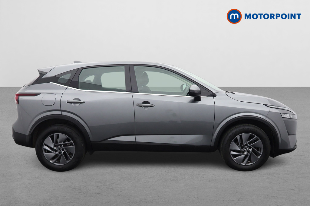 Nissan Qashqai Acenta Premium Manual Petrol SUV - Stock Number (1626609) - Drivers side