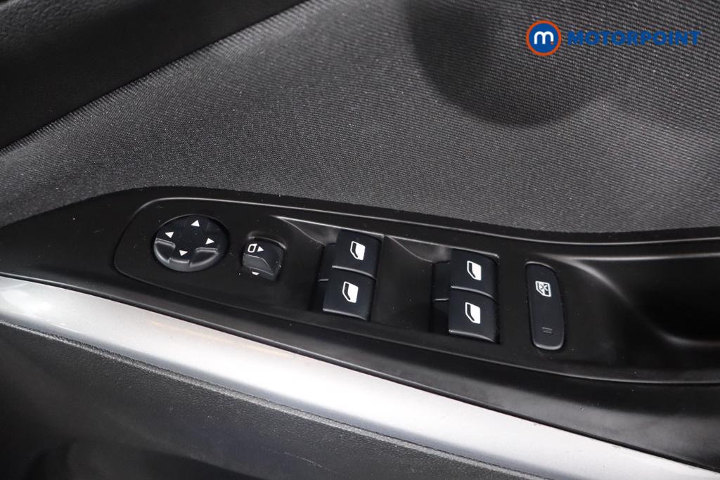 Vauxhall Grandland X Se Premium Manual Petrol SUV - Stock Number (1626636) - 9th supplementary image