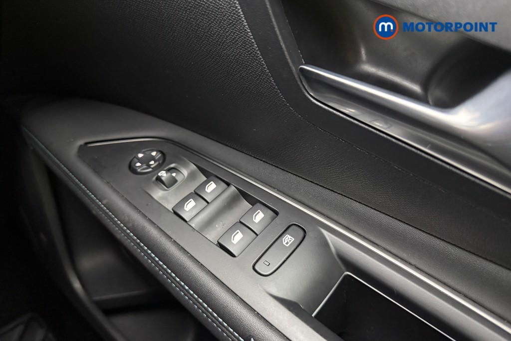 Peugeot 3008 Allure Automatic Petrol SUV - Stock Number (1626789) - 18th supplementary image