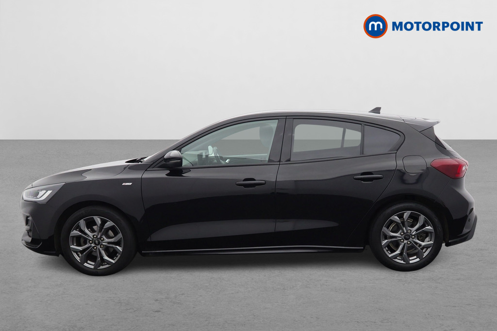 Ford Focus St-Line Manual Petrol Hatchback - Stock Number (1627052) - Passenger side