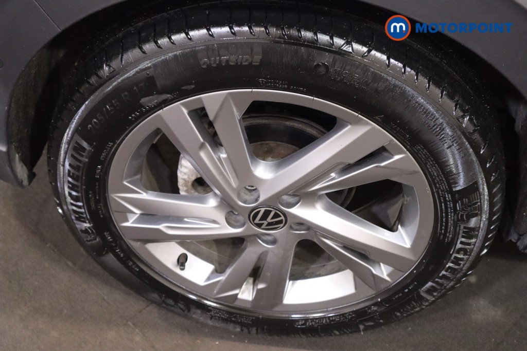 Volkswagen Taigo R-Line Manual Petrol SUV - Stock Number (1627055) - 13th supplementary image
