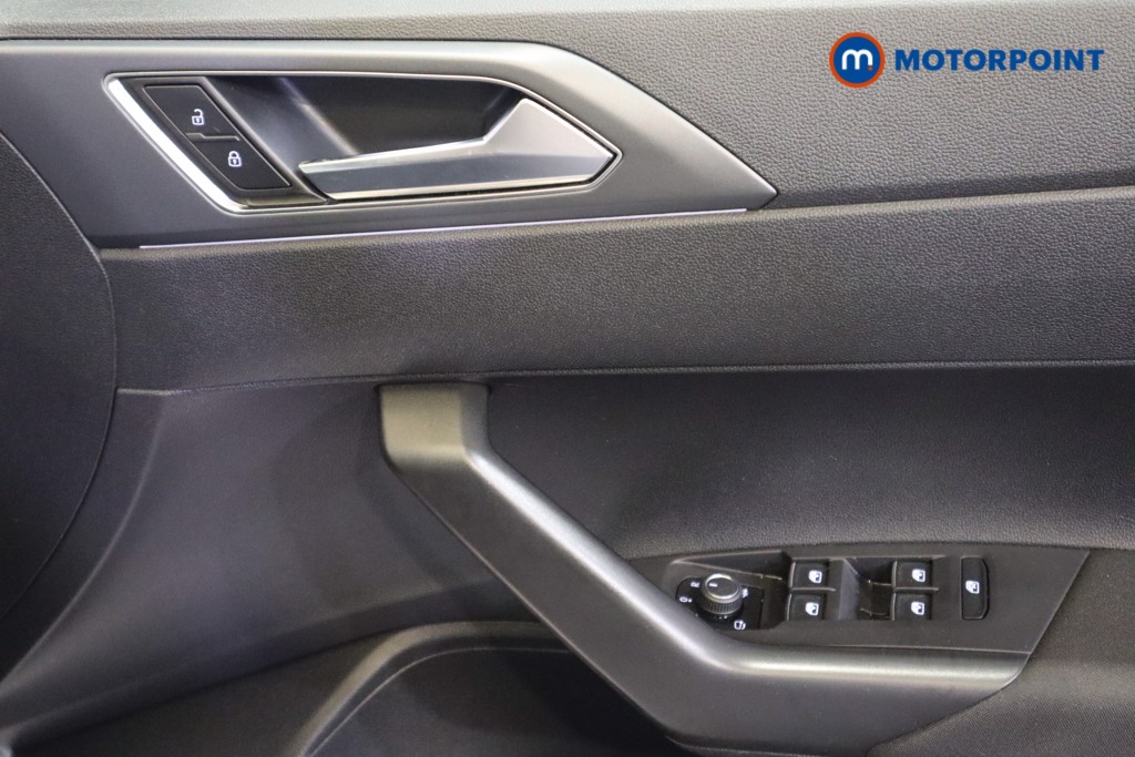 Volkswagen Taigo R-Line Manual Petrol SUV - Stock Number (1627055) - 15th supplementary image