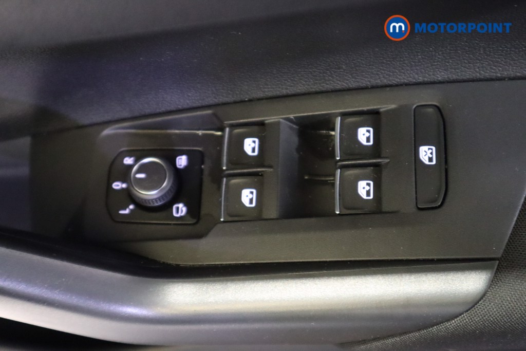 Volkswagen Taigo R-Line Manual Petrol SUV - Stock Number (1627055) - 16th supplementary image