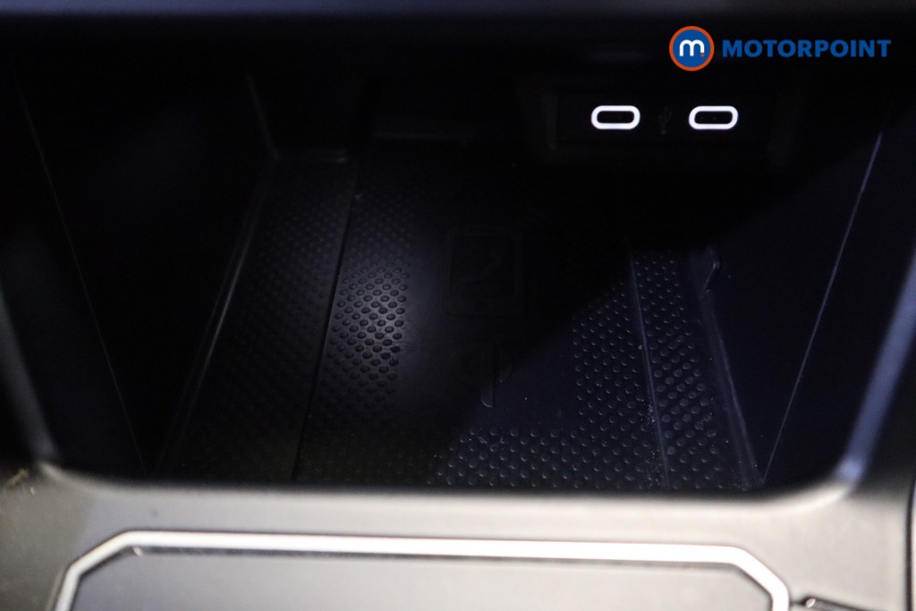 Volkswagen Taigo R-Line Manual Petrol SUV - Stock Number (1627055) - 22nd supplementary image