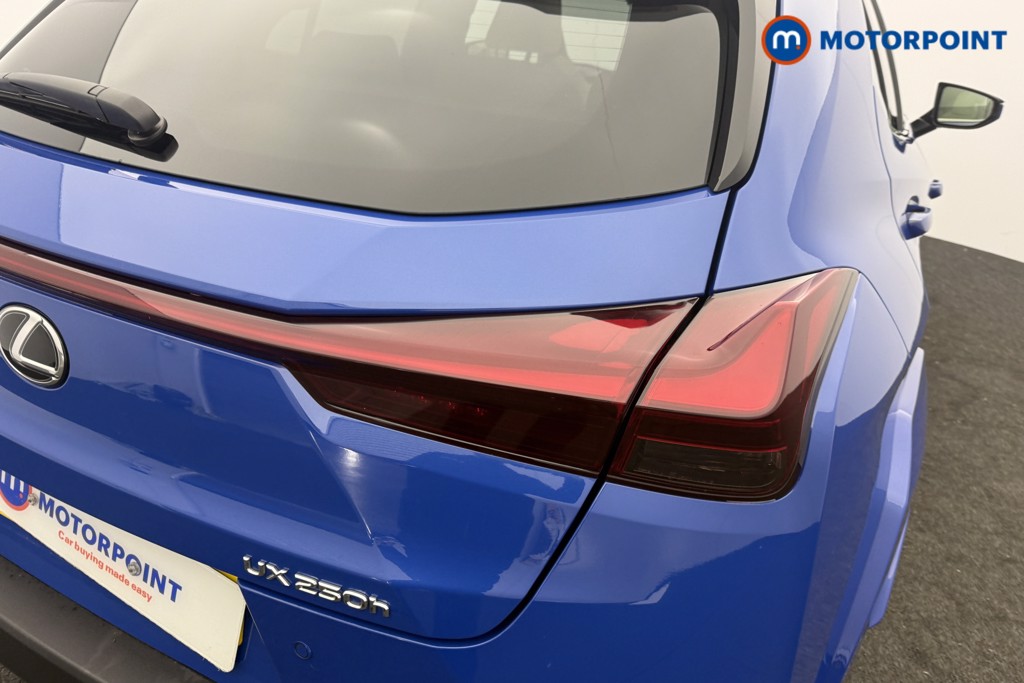 Lexus UX Takumi Automatic Petrol-Electric Hybrid SUV - Stock Number (1627312) - 2nd supplementary image