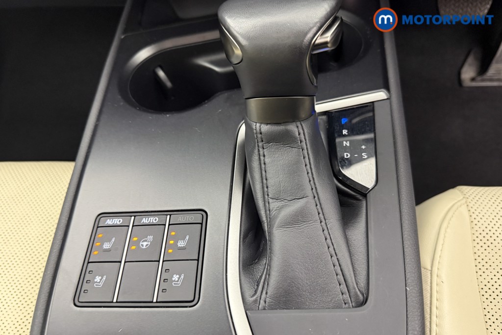 Lexus UX Takumi Automatic Petrol-Electric Hybrid SUV - Stock Number (1627312) - 18th supplementary image