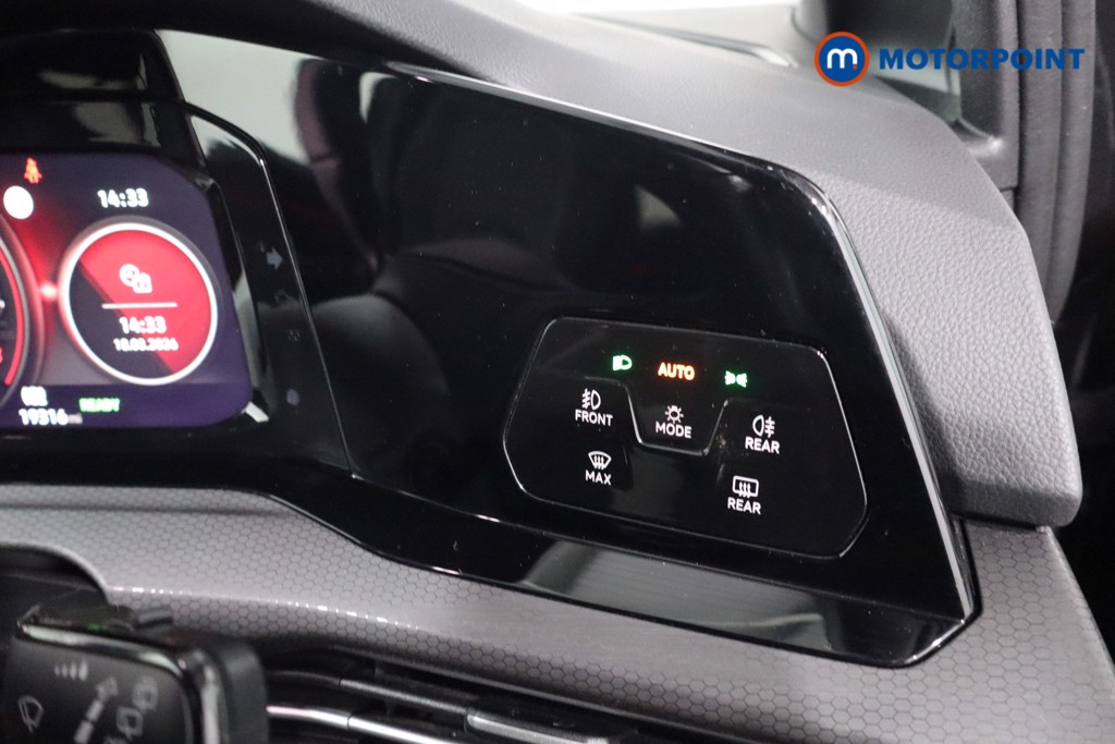 Volkswagen Golf GTE Automatic Petrol Plug-In Hybrid Hatchback - Stock Number (1627665) - 18th supplementary image