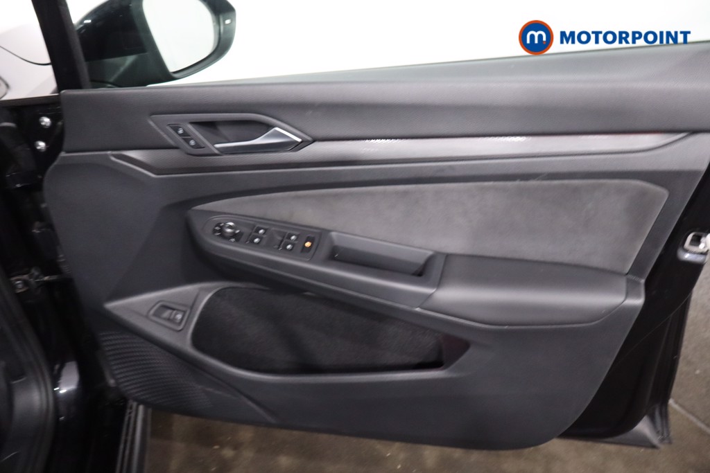 Volkswagen Golf GTE Automatic Petrol Plug-In Hybrid Hatchback - Stock Number (1627665) - 24th supplementary image