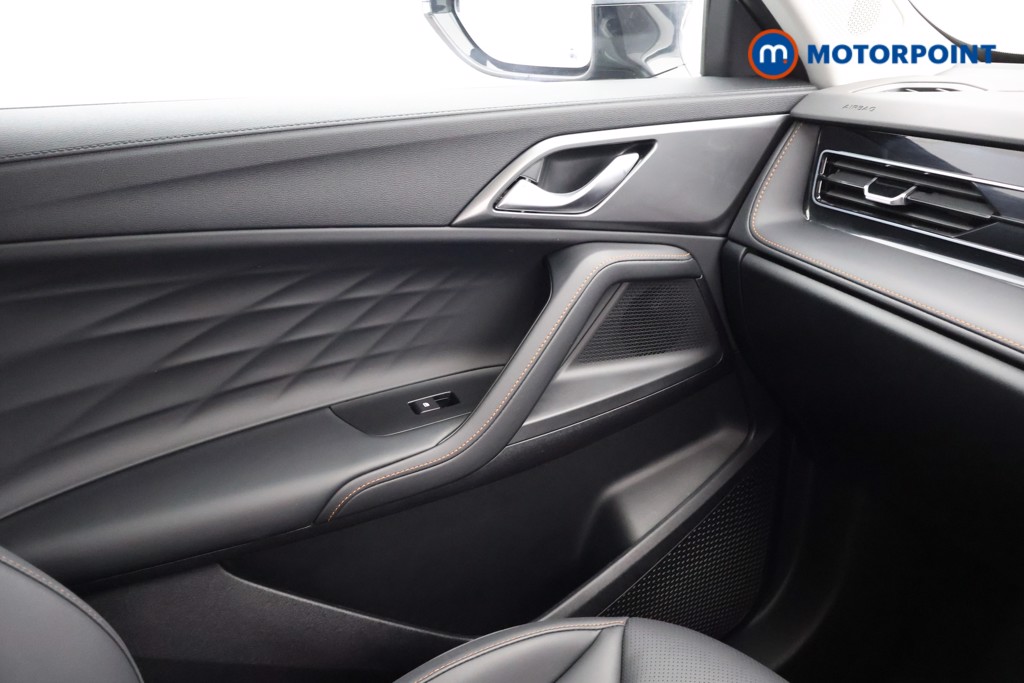 Mg Motor Uk HS Trophy Automatic Petrol Plug-In Hybrid SUV - Stock Number (1627743) - 10th supplementary image