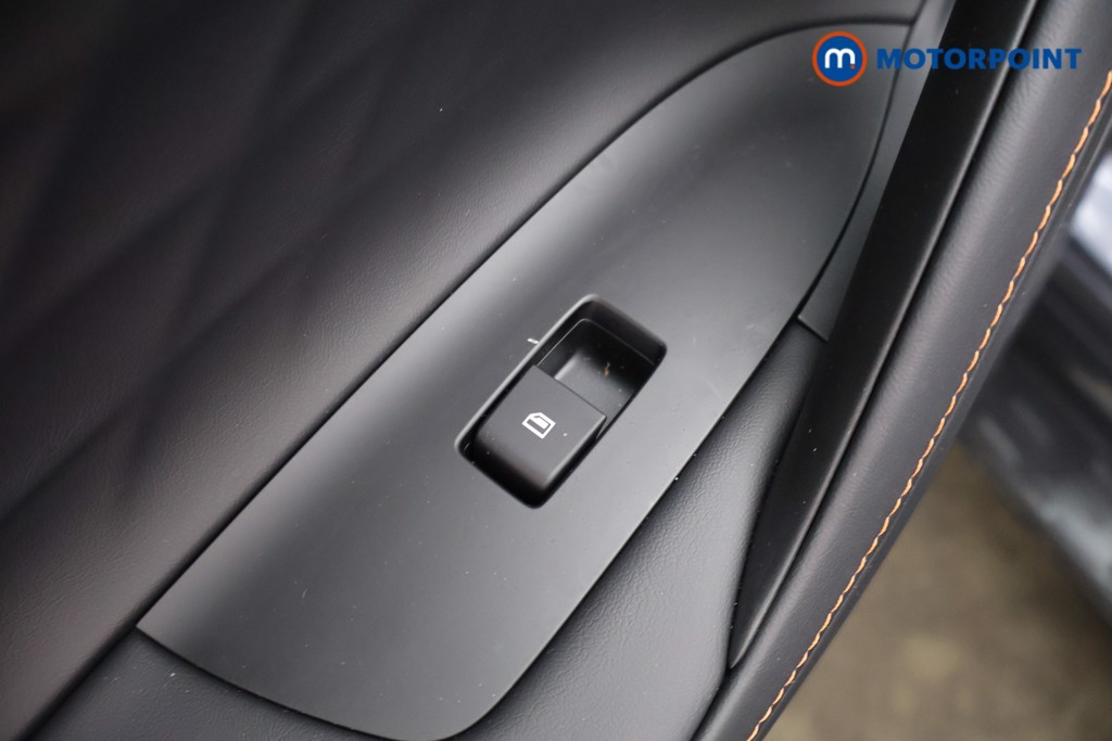 Mg Motor Uk HS Trophy Automatic Petrol Plug-In Hybrid SUV - Stock Number (1627823) - 33rd supplementary image