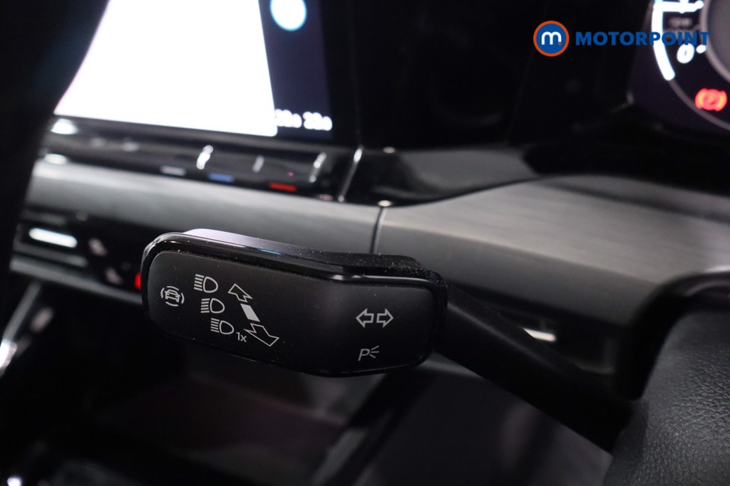 Volkswagen Golf Style Edition Manual Petrol Hatchback - Stock Number (1628114) - 14th supplementary image