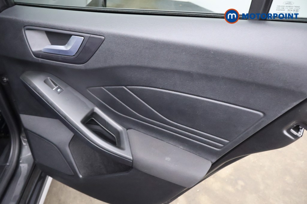 Ford Focus Active Manual Petrol Hatchback - Stock Number (1628131) - 16th supplementary image