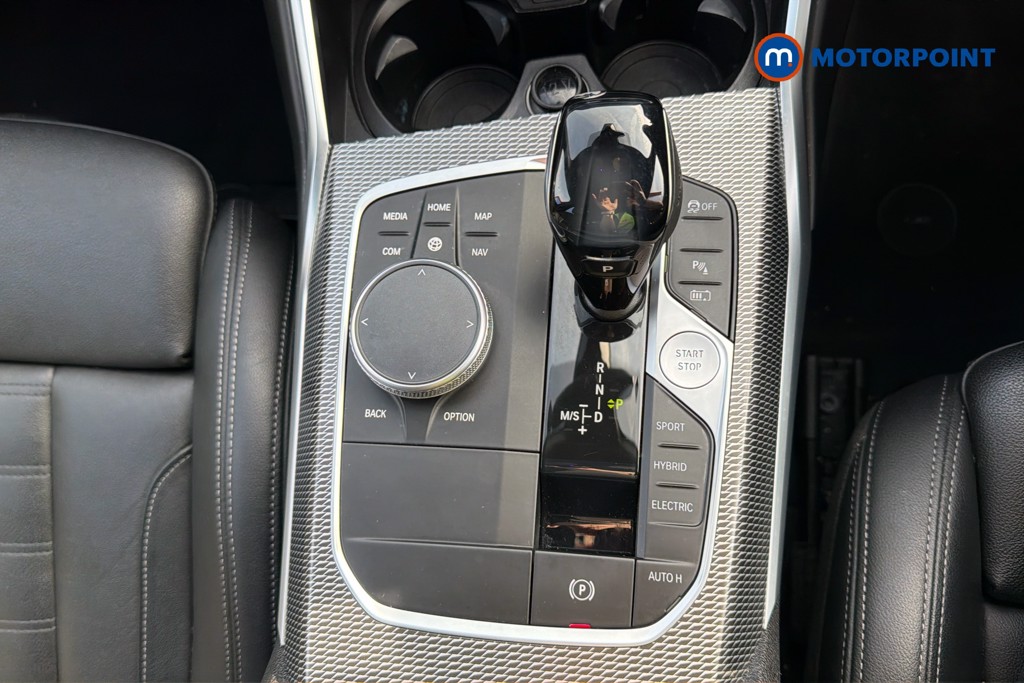 BMW 3 Series M Sport Automatic Petrol Plug-In Hybrid Saloon - Stock Number (1601630) - 15th supplementary image