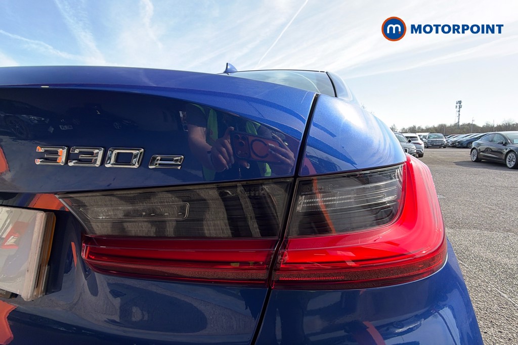 BMW 3 Series M Sport Automatic Petrol Plug-In Hybrid Saloon - Stock Number (1601630) - 38th supplementary image