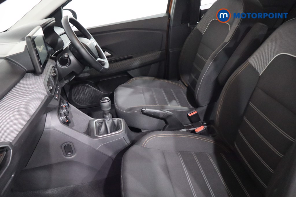 Dacia Sandero Stepway Expression Manual Petrol Hatchback - Stock Number (1610234) - 4th supplementary image