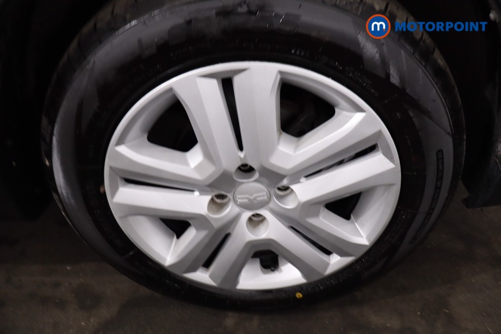 Dacia Sandero Stepway Expression Manual Petrol Hatchback - Stock Number (1610234) - 10th supplementary image