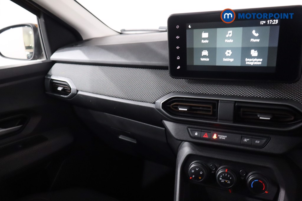 Dacia Sandero Stepway Expression Manual Petrol Hatchback - Stock Number (1610234) - 18th supplementary image