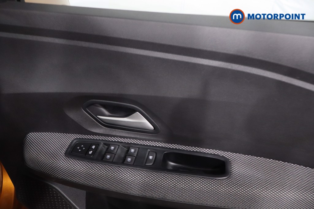 Dacia Sandero Stepway Expression Manual Petrol Hatchback - Stock Number (1610234) - 23rd supplementary image