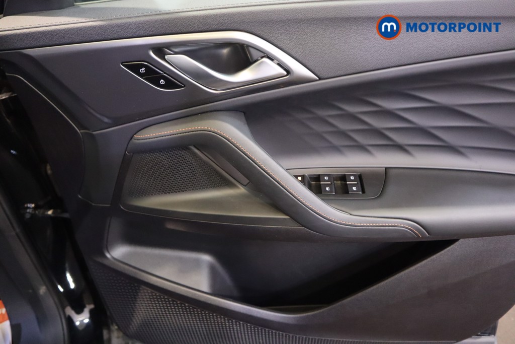 Mg Motor Uk HS Trophy Automatic Petrol Plug-In Hybrid SUV - Stock Number (1610336) - 9th supplementary image