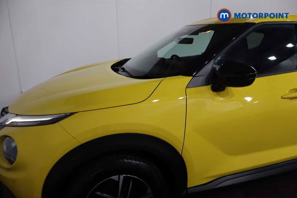 Nissan Juke N-Connecta Manual Petrol SUV - Stock Number (1610435) - 25th supplementary image