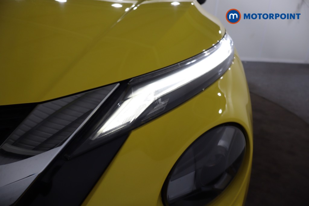 Nissan Juke N-Connecta Manual Petrol SUV - Stock Number (1610435) - 27th supplementary image