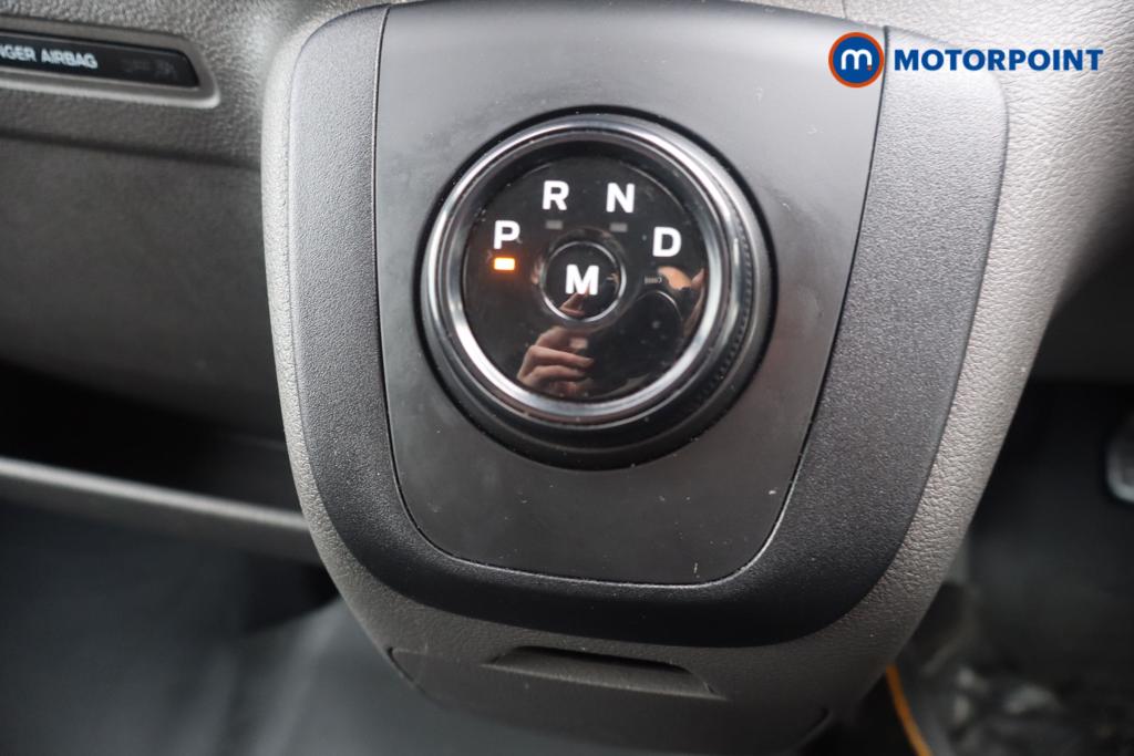 Ford Transit Limited Automatic Diesel Medium Roof Van - Stock Number (1611437) - 20th supplementary image