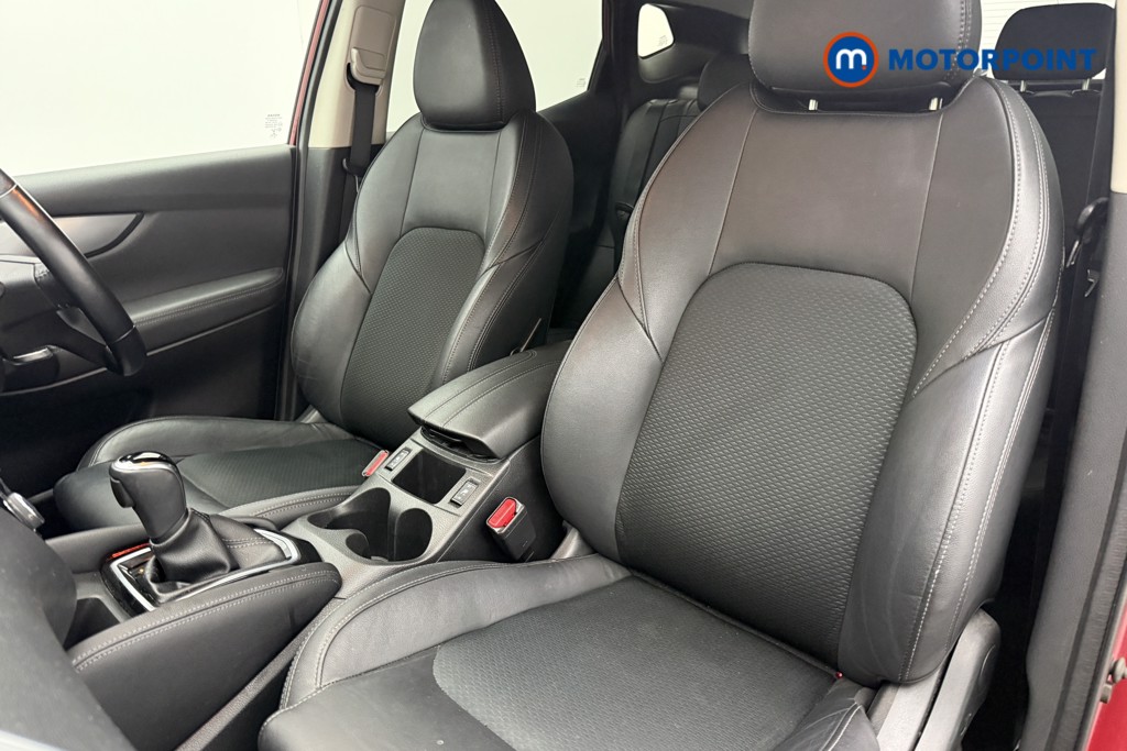 Nissan Qashqai Tekna Automatic Petrol SUV - Stock Number (1611504) - 3rd supplementary image