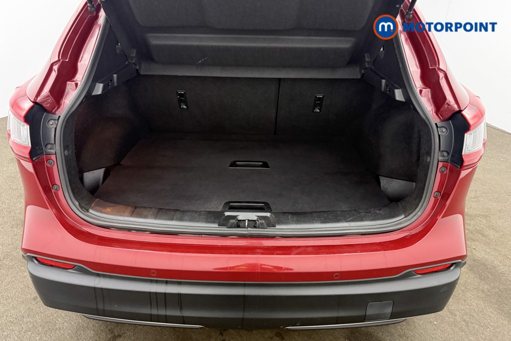 Nissan Qashqai Tekna Automatic Petrol SUV - Stock Number (1611504) - 5th supplementary image