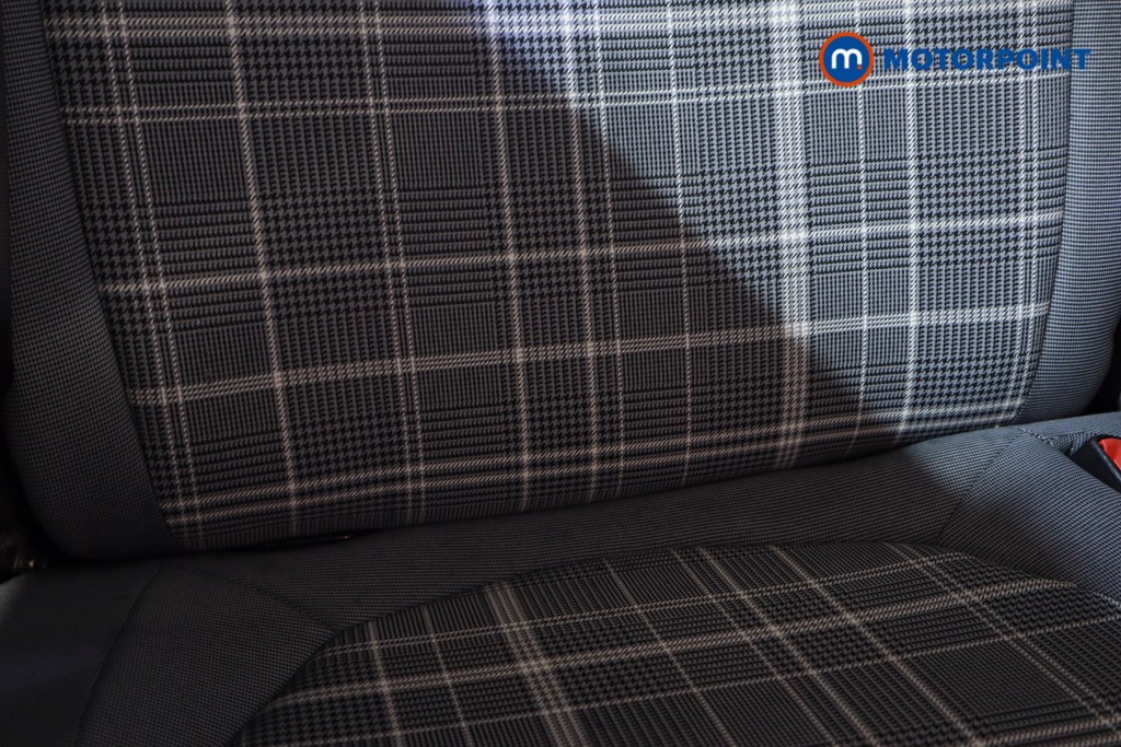 Fiat 500 Lounge Manual Petrol Hatchback - Stock Number (1612284) - 7th supplementary image