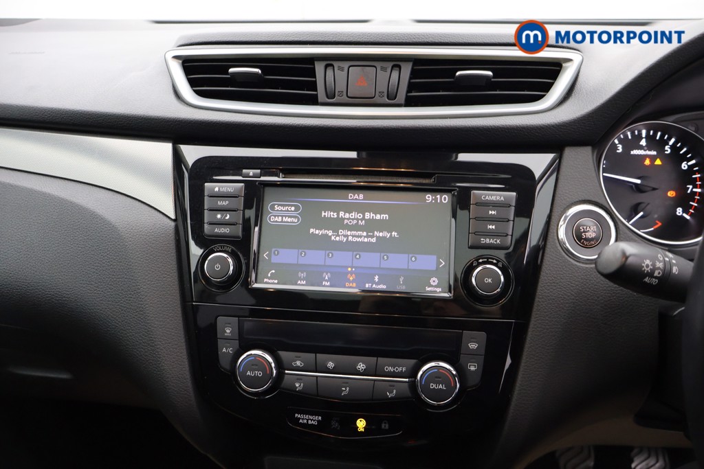 Nissan Qashqai Tekna Manual Petrol SUV - Stock Number (1612651) - 5th supplementary image