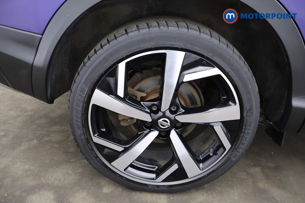 Nissan Qashqai Tekna Manual Petrol SUV - Stock Number (1612651) - 15th supplementary image
