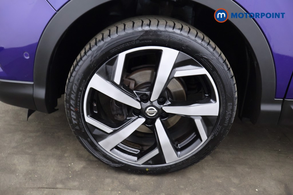 Nissan Qashqai Tekna Manual Petrol SUV - Stock Number (1612651) - 17th supplementary image