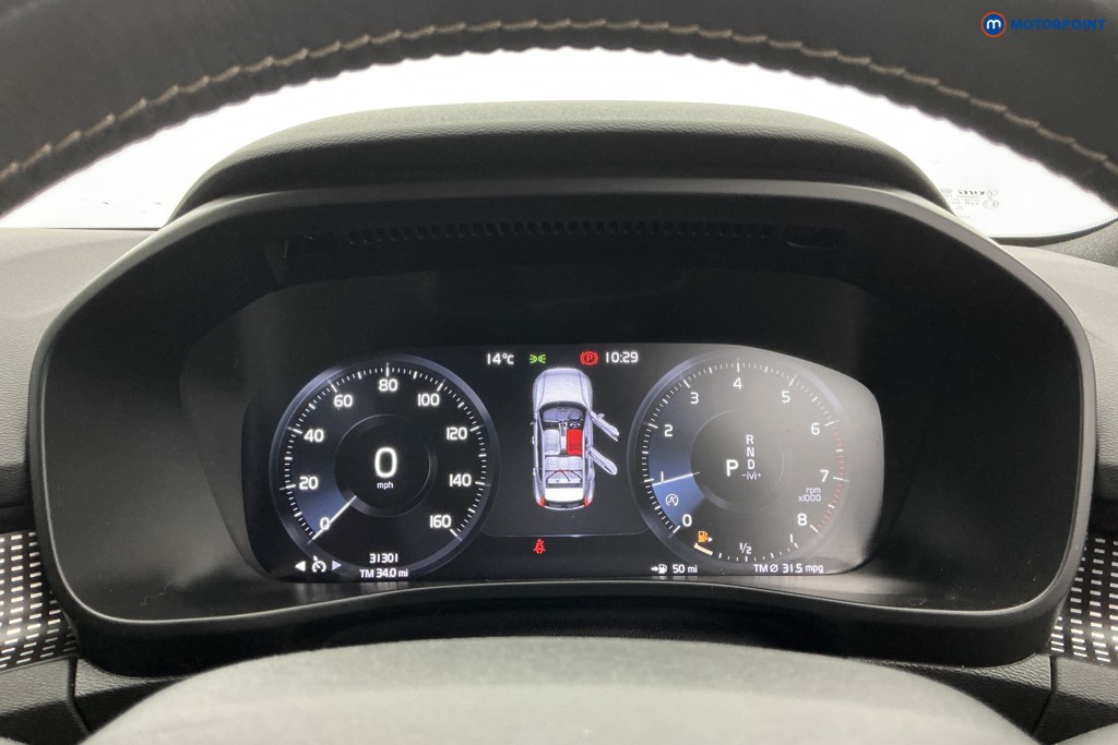 Volvo Xc40 R Design Automatic Petrol SUV - Stock Number (1613986) - 11th supplementary image