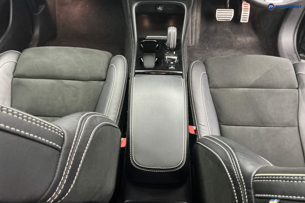 Volvo Xc40 R Design Automatic Petrol SUV - Stock Number (1613986) - 12th supplementary image