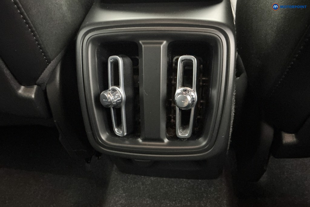 Volvo Xc40 R Design Automatic Petrol SUV - Stock Number (1613986) - 15th supplementary image
