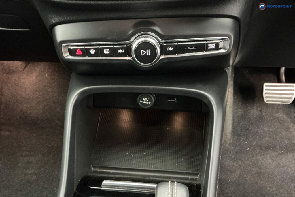 Volvo Xc40 R Design Automatic Petrol SUV - Stock Number (1613986) - 20th supplementary image