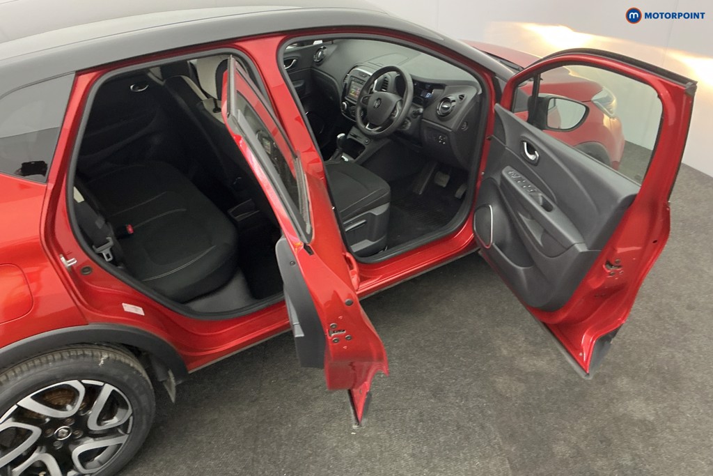 Renault Captur Iconic Automatic Diesel SUV - Stock Number (1614481) - 5th supplementary image