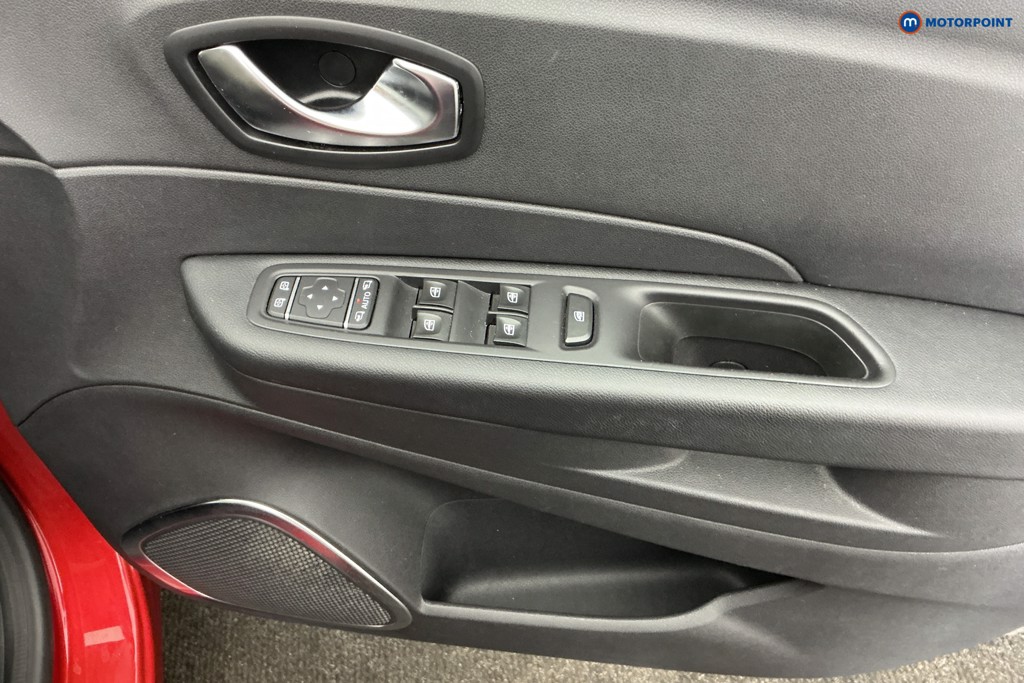 Renault Captur Iconic Automatic Diesel SUV - Stock Number (1614481) - 25th supplementary image