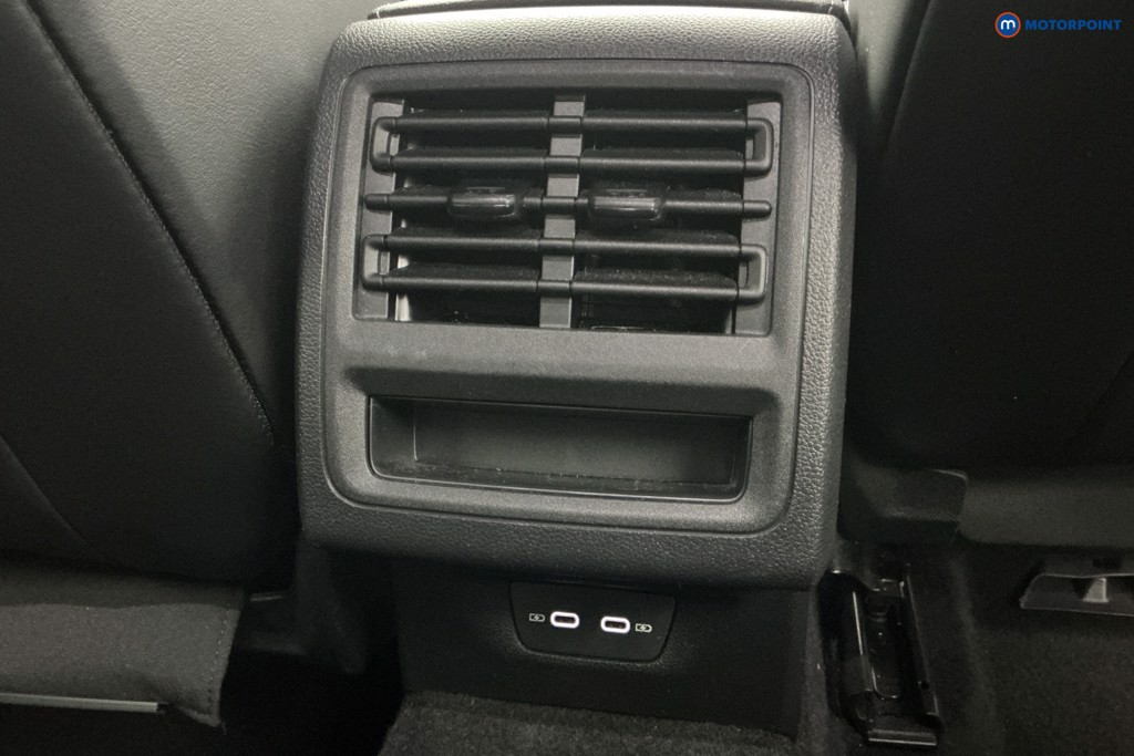 Volkswagen Golf R-Line Manual Petrol Hatchback - Stock Number (1615947) - 15th supplementary image