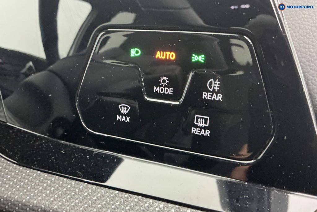 Volkswagen Golf R-Line Manual Petrol Hatchback - Stock Number (1615947) - 25th supplementary image