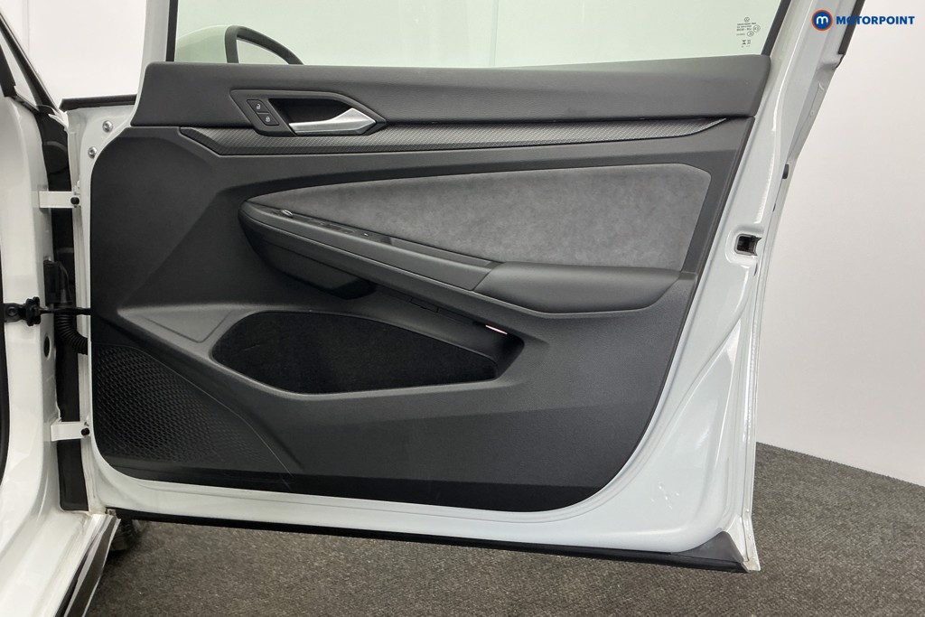 Volkswagen Golf R-Line Manual Petrol Hatchback - Stock Number (1615947) - 26th supplementary image