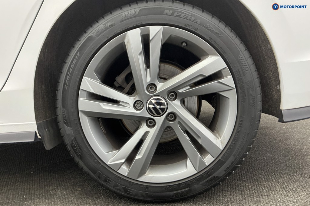 Volkswagen Golf R-Line Manual Petrol Hatchback - Stock Number (1615947) - 34th supplementary image