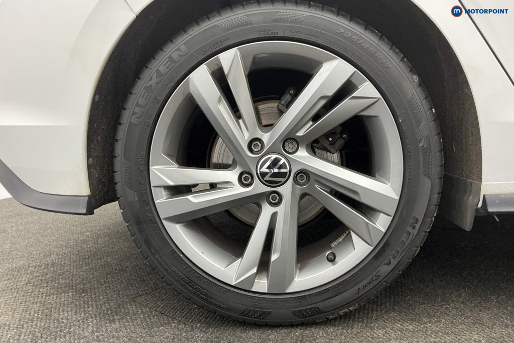 Volkswagen Golf R-Line Manual Petrol Hatchback - Stock Number (1615947) - 35th supplementary image